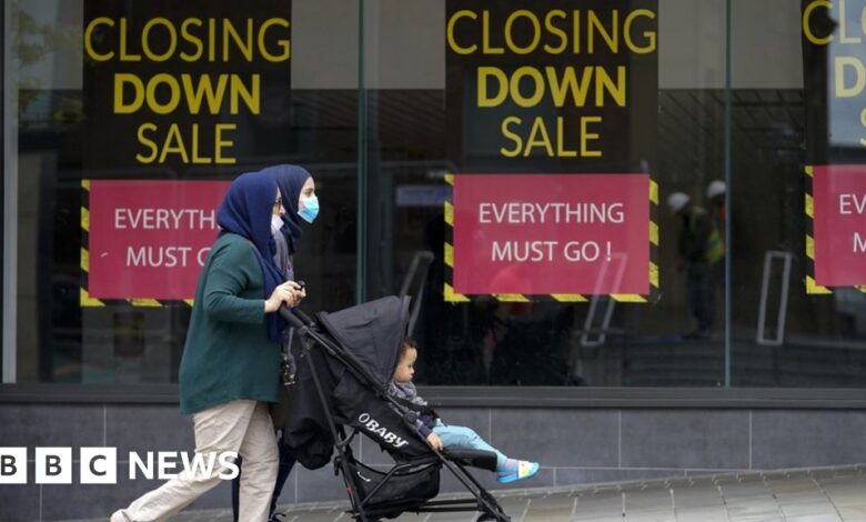 114703018 gettyimages 1262364278