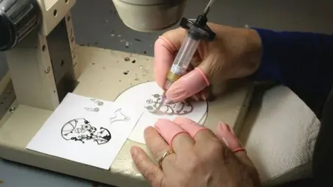 Fiona Krüger Production process for skull watch