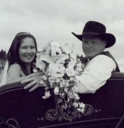 Nicole Evans Nicole Evans and her husband