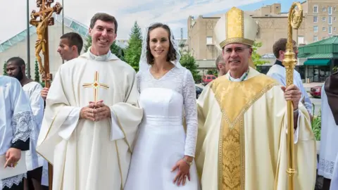 Joe Romie Consecration of Jessica Hayes. Photo by Today’s Catholic/Joe Romie