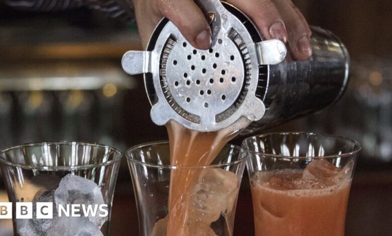 100624899 cocktails bbc.jpg