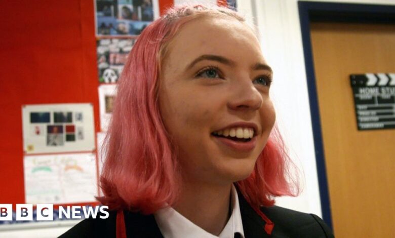 109922532 menstrual sophie.jpg