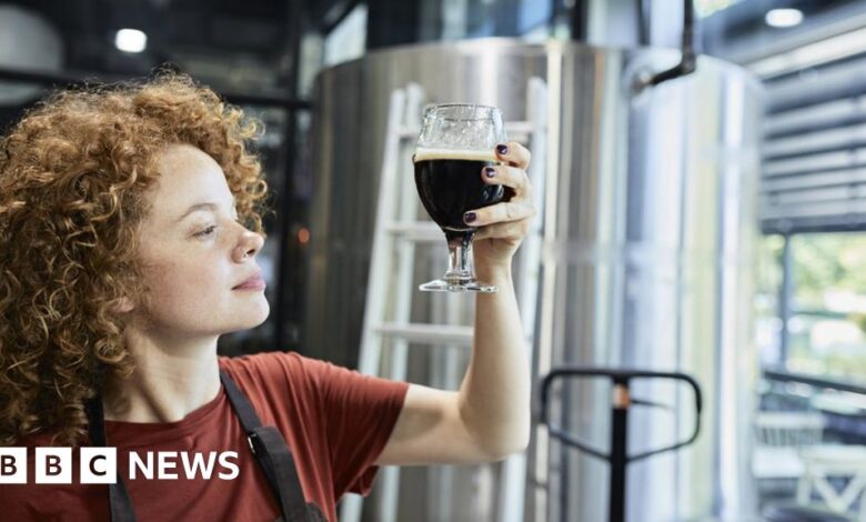 119287851 womanincraft.jpg