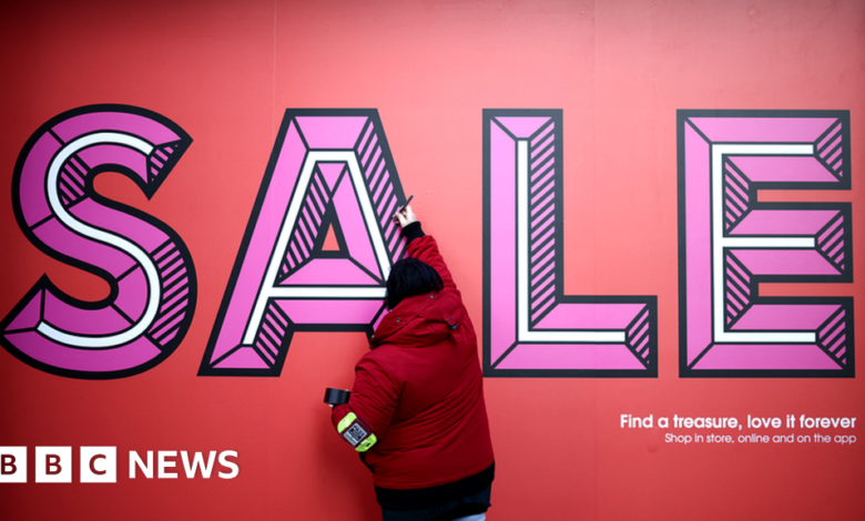 128140788 salessign.png