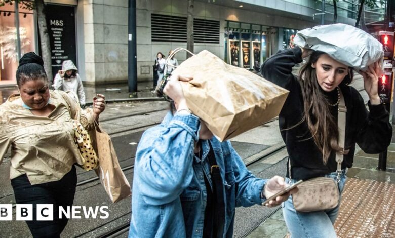 130622802 shoppers gettyimages 1234281311.jpg