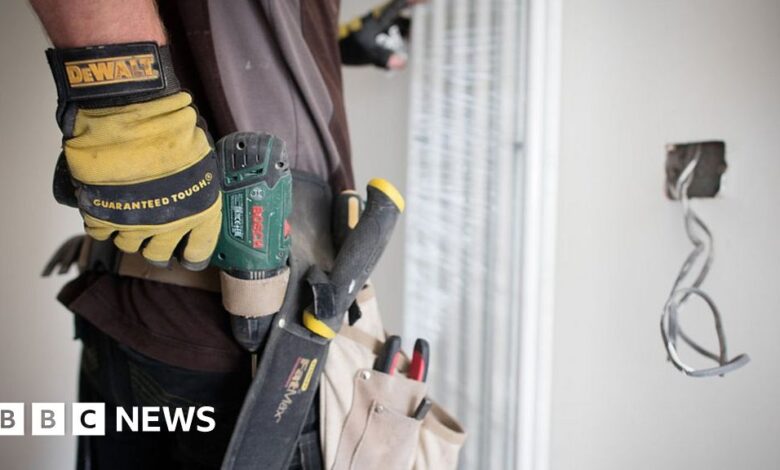 96879441 handymangetty.jpg