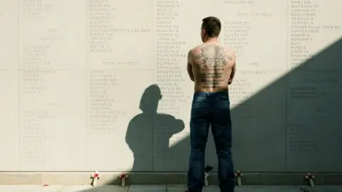 Charlie Clift Paul Glazebook