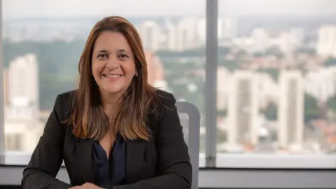 THB Brazil Simone Ramos