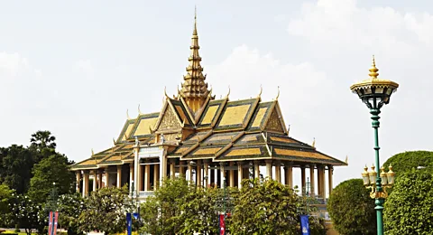 royal palace phnom penh camobdia