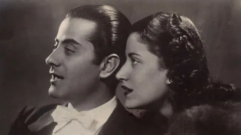 Alamy The Syrian-Egyptian actor and musician Asmahan (born Amal al-Atrash), who died in a car accident in 1944, with her brother Farid al-Atrash (Credit: Alamy)