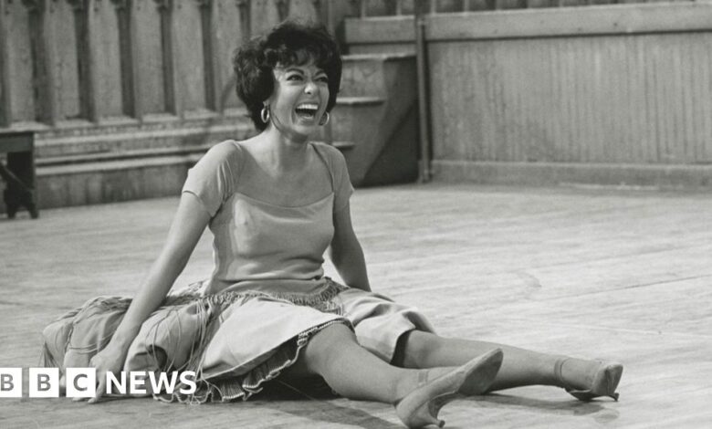 116876812 rita moreno just a girl who decided to go for it still 3 50638499771 o.jpg