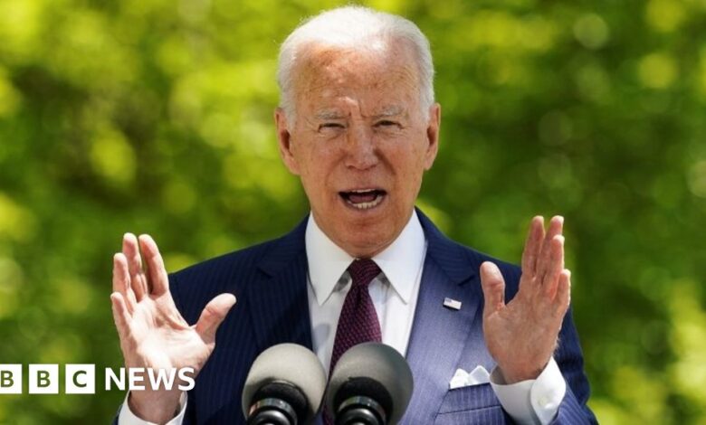 118236344 tv067015975.jpg