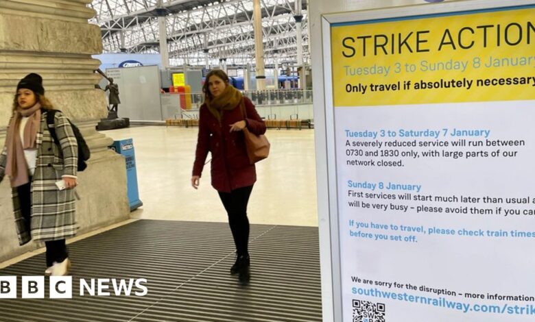 128189583 railstrike index pa.jpg