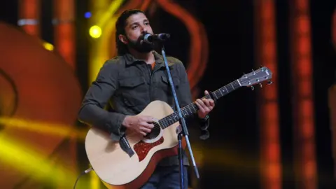 Getty Images Bollywood actor Farhan Akhtar performs at a show in Mumbai on January 19, 2016.