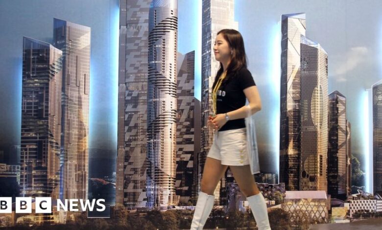 100205227 womenatcannes.jpg