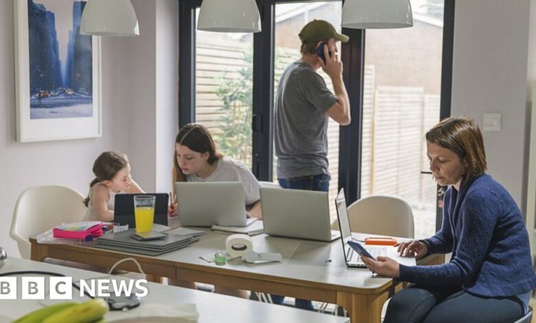 116390296 gettyimages 1213540721.jpg