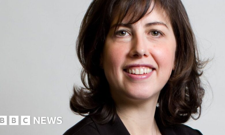 85533640 lucypowell.jpg